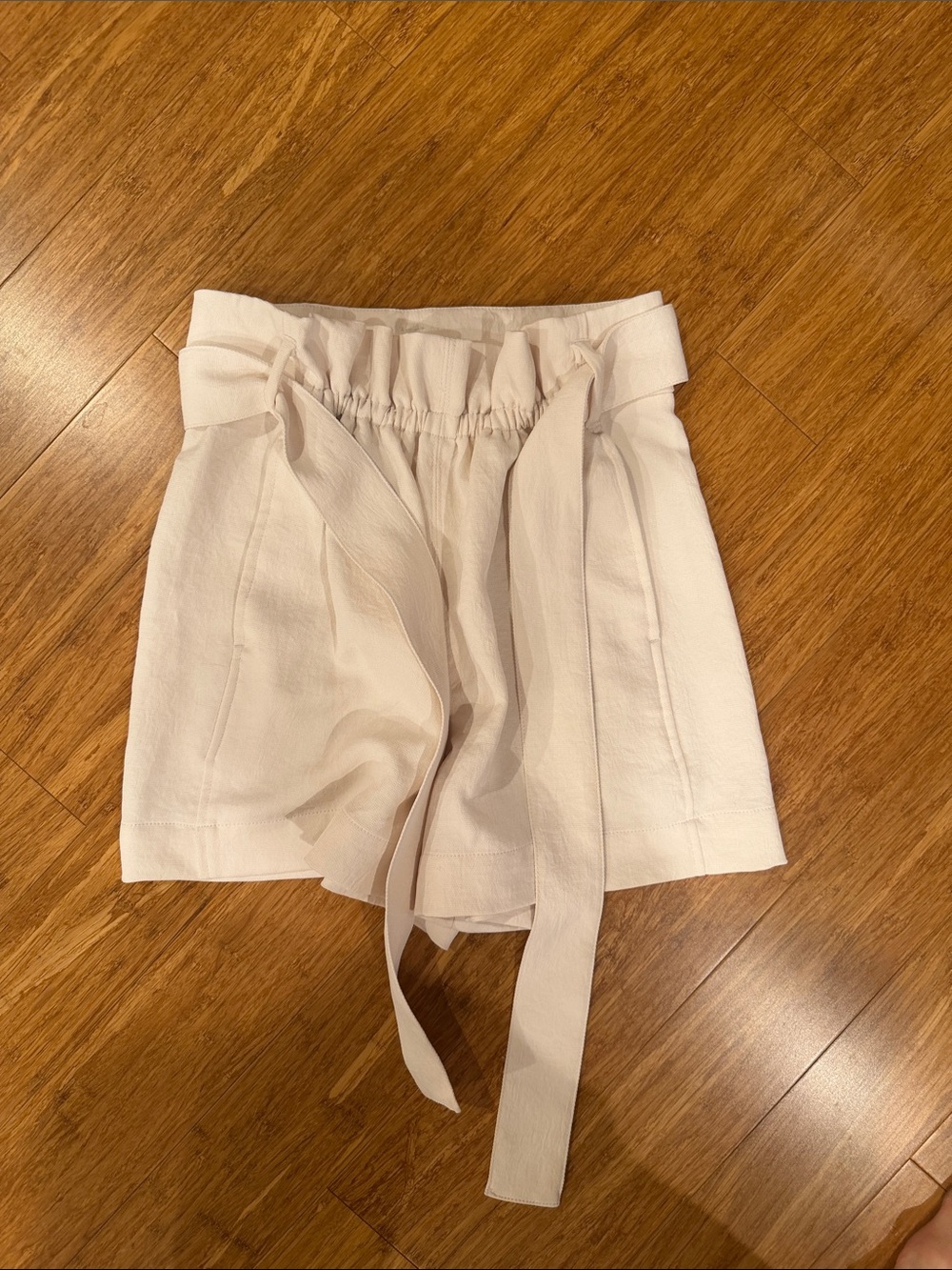 Wilfred High-Waist Cream Paperbag Tie Shorts